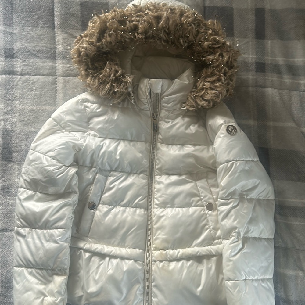 Girls Size 7/8 Michael Kors Puffer Jacket/Coat. Winter White.
